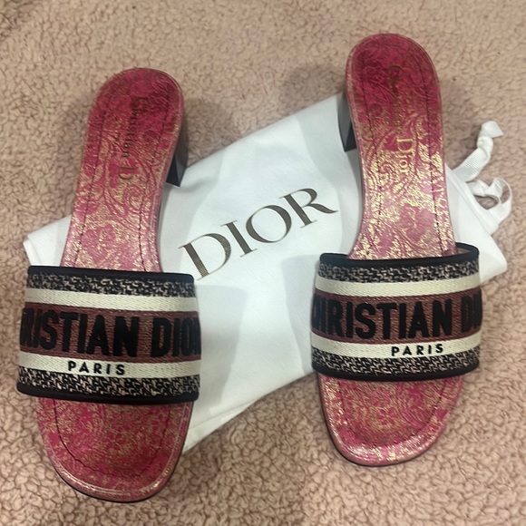 Christian Dior DWAY HEELED SLIDE New in box - Picture 6 of 13